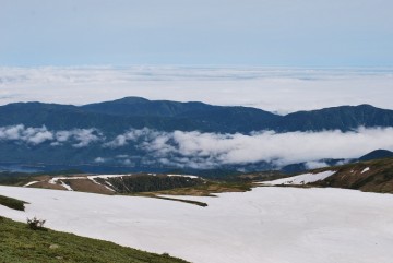 暑くも無く、寒くも無く、今日は絶好の登山日和。