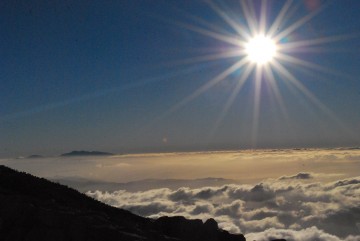 寄りによってこんな素晴らしい夕日を、お客さんにお見せ出来ないなんて・・客０人