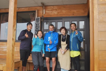 通訳お願いね、マドモアゼル！